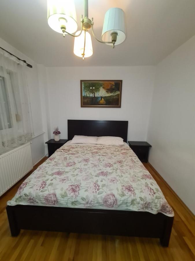 Clasic Apartment Nufarul Oradea Exteriör bild