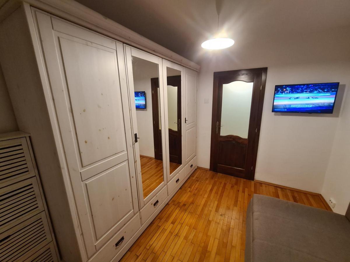 Clasic Apartment Nufarul Oradea Exteriör bild