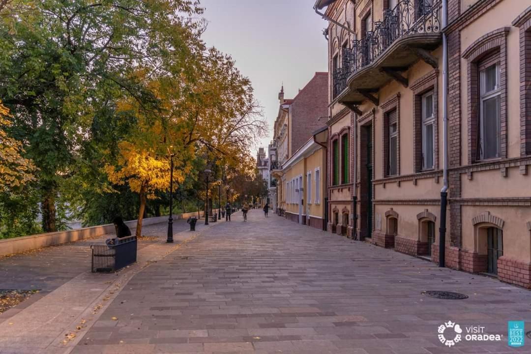 Clasic Apartment Nufarul Oradea Exteriör bild