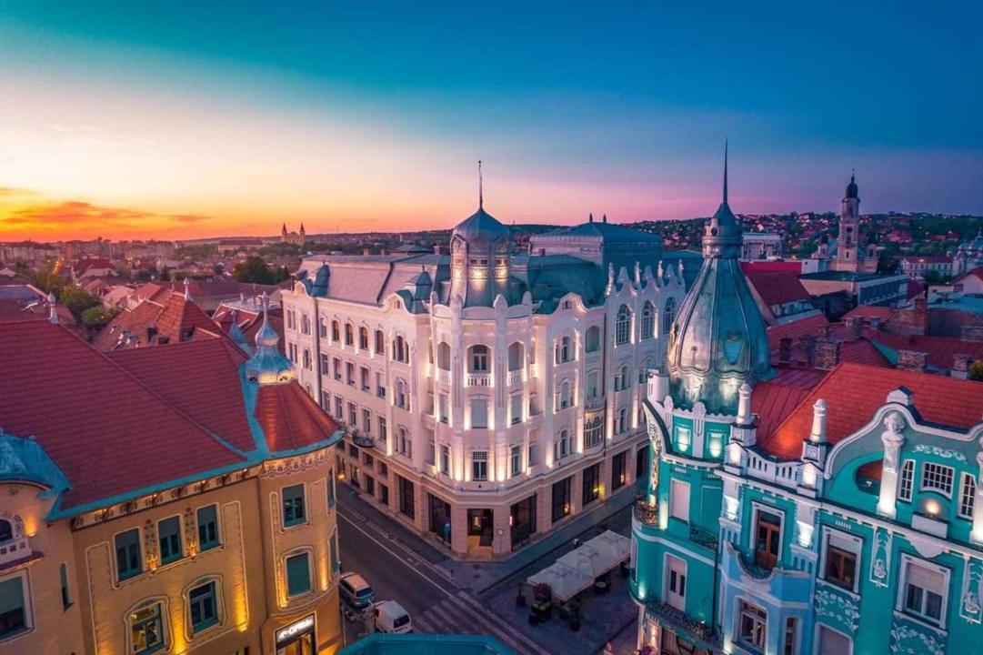 Clasic Apartment Nufarul Oradea Exteriör bild